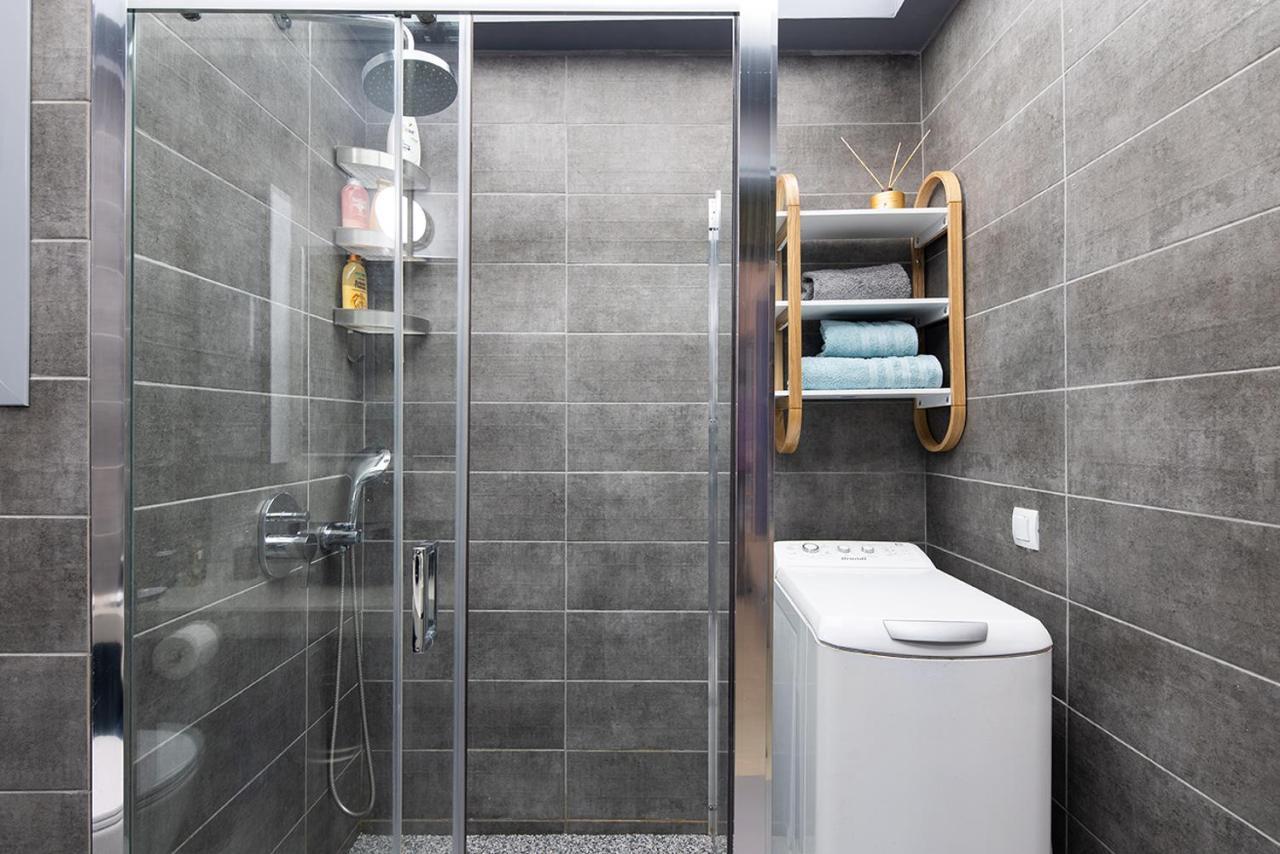 Olympic Mets Apartment Атина Екстериор снимка